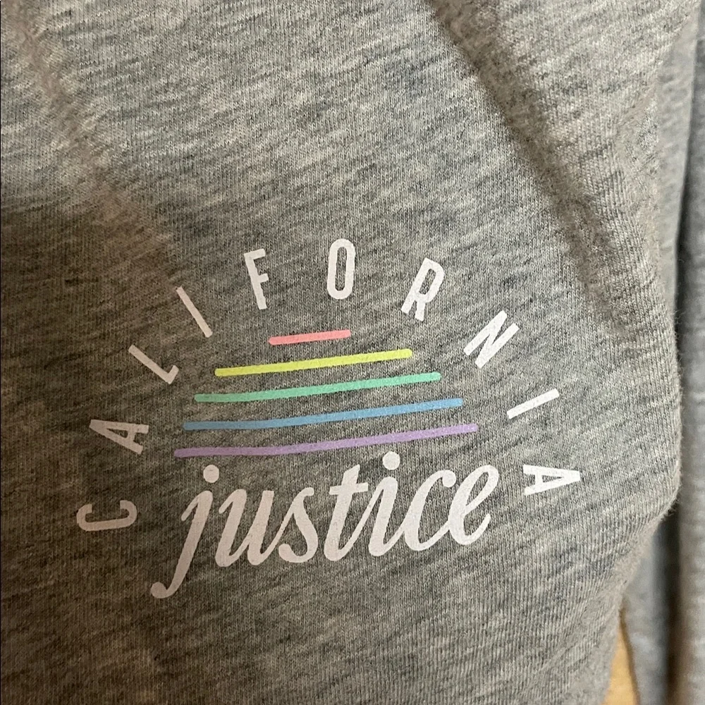Justice Active size 10 Gray Long Sleeve Soft Lace-up Stretchy T-Shirt with Logo